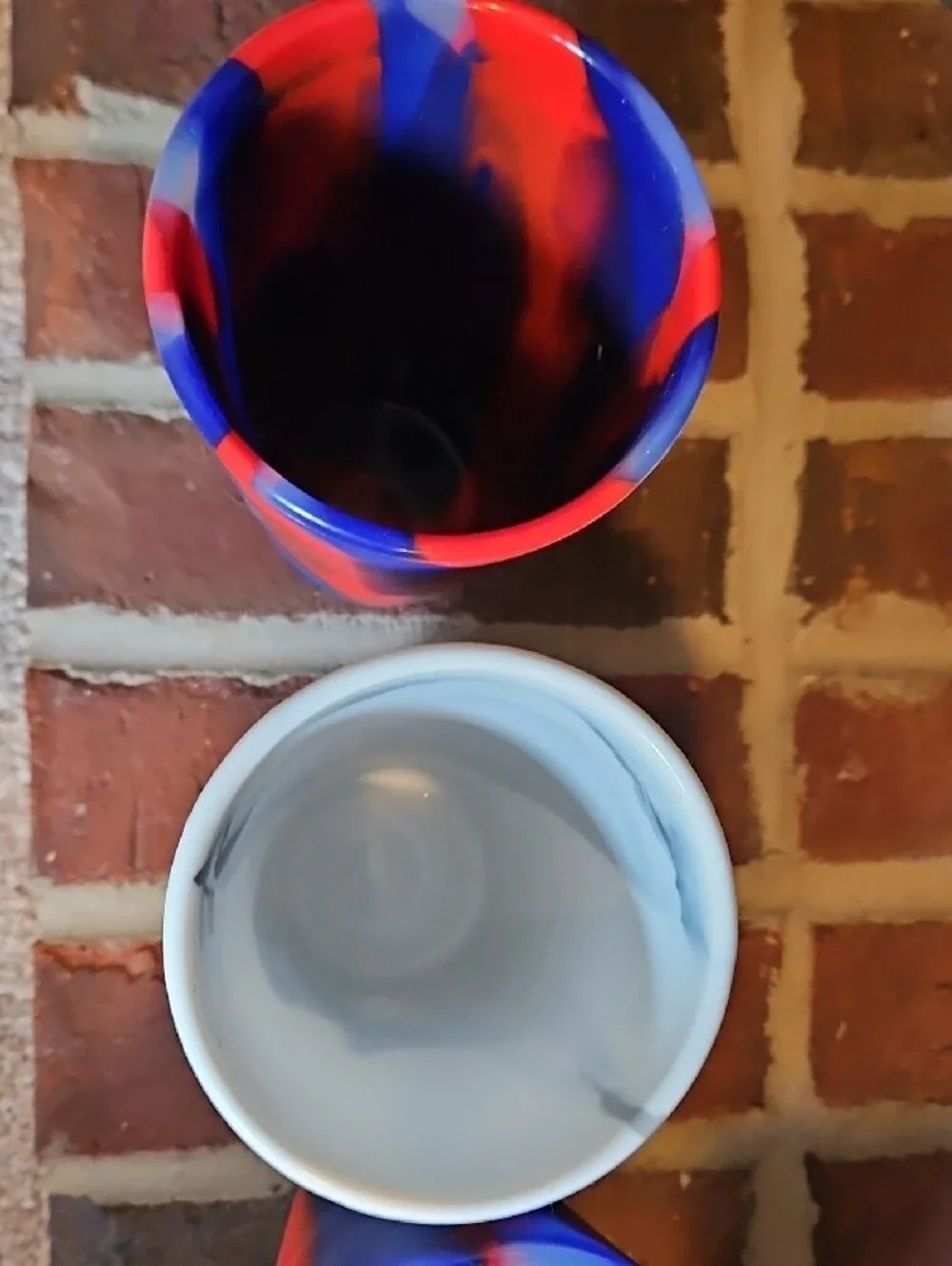 Duluth Trading Co Red, Blue & White Silicone Pint Cup Set of 4
